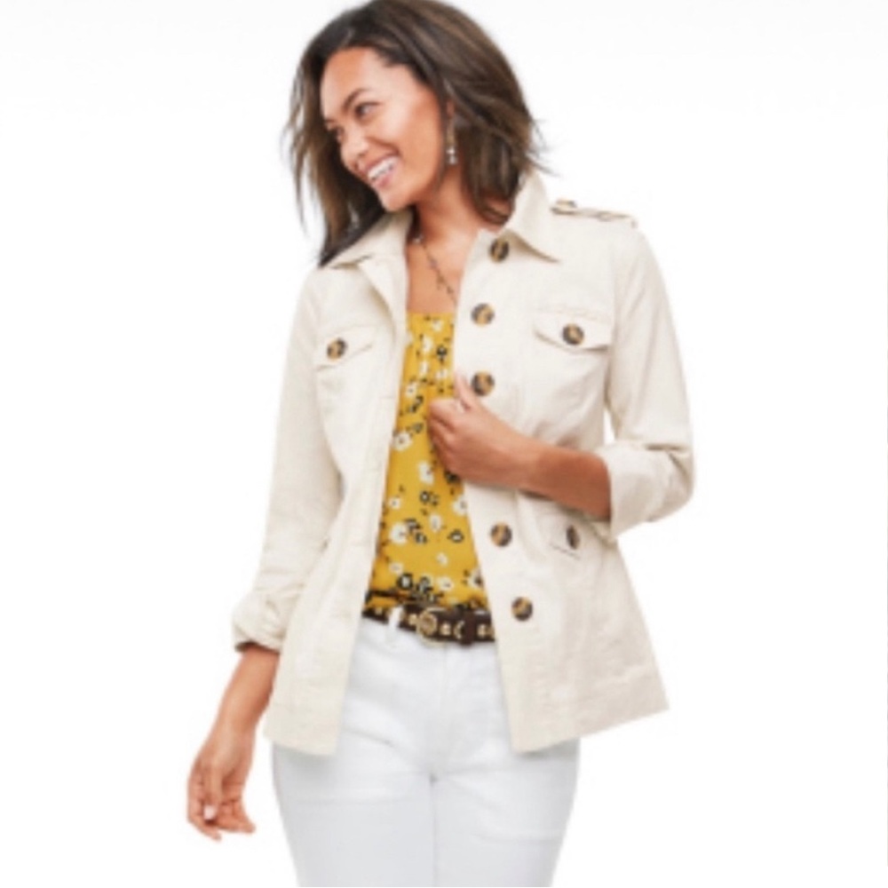 Cabi #5659 Kenya Jacket excellent used condition. Only worn once.